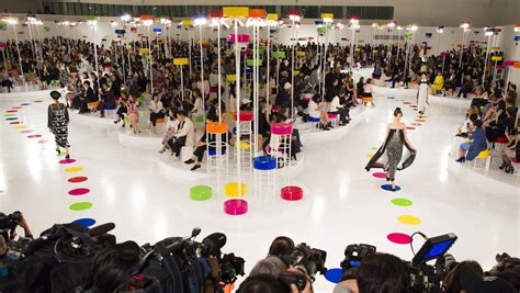 chanel cruise 2015 seoul|Decoding Chanel’s South Korean Spectacle .